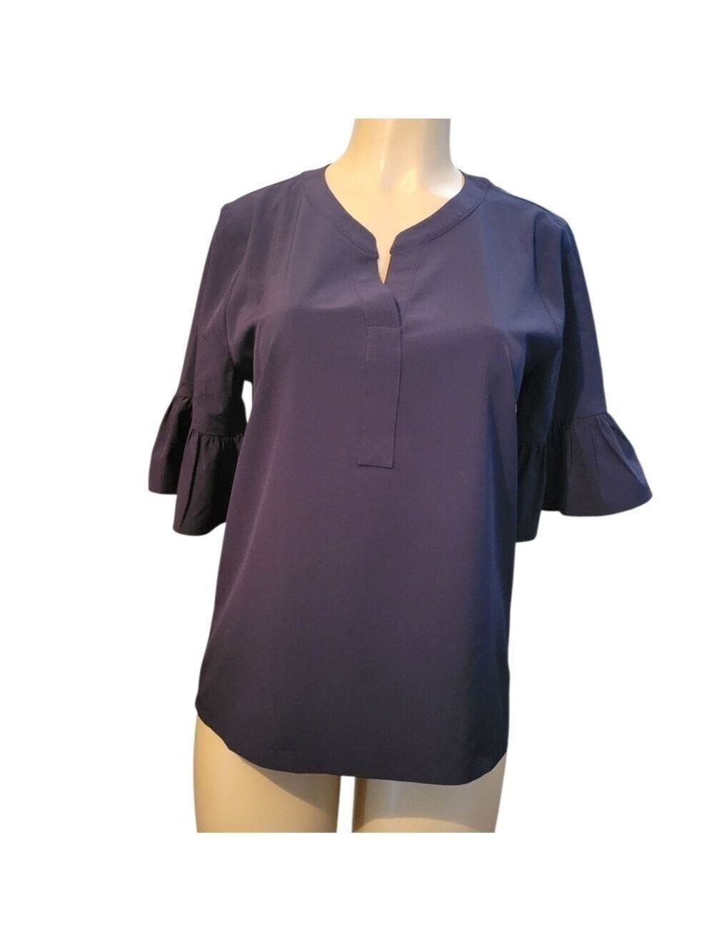 Chicos Women's Black Top Ruffled Sleeves Size 6